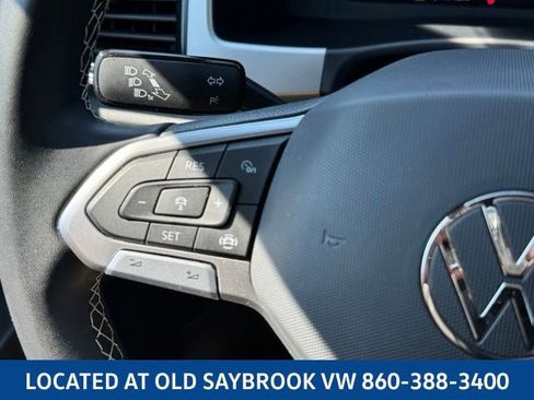 Certified 2023 Volkswagen Atlas Cross Sport SE w/ Panoramic Sunroof Package AWD/4WD image 42