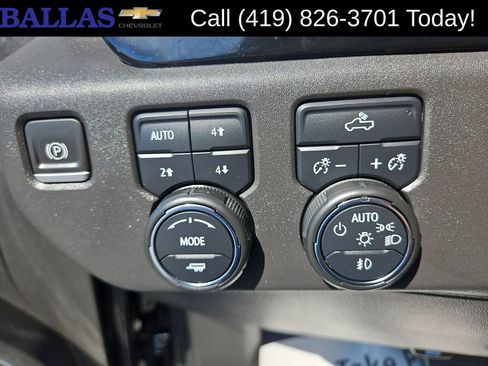 Certified 2022 Chevrolet Silverado 1500 LT Trail Boss w/ Protection Package AWD/4WD image 23