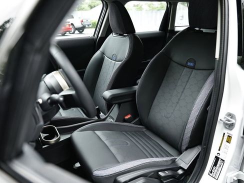 New 2026 MINI Cooper 4-Door Hardtop FWD image 21