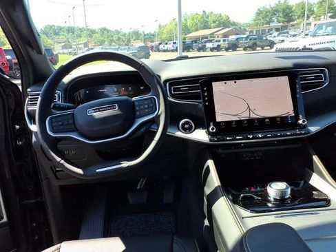New 2026 Jeep Grand Wagoneer 4WD image 7