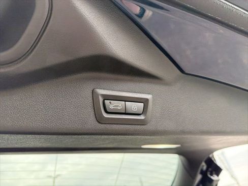 Used 2026 BMW X5 xDrive50e w/ Executive Package image 9