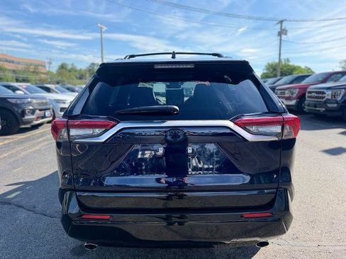 Used 2024 Toyota RAV4 XSE w/ Weather Package AWD/4WD image 7