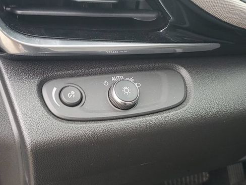 Used 2024 Buick Envista Avenir FWD image 8