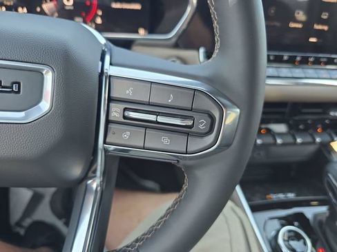 New 2026 GMC Canyon Denali AWD/4WD image 18