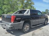 Used 2002 Chevrolet Avalanche 4x4 w/ Off-Road Suspension Pkg image 5