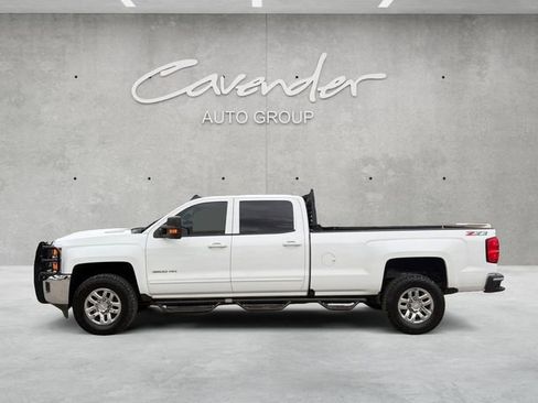 Used 2018 Chevrolet Silverado 3500 LT w/ LT Convenience Package AWD/4WD image 13