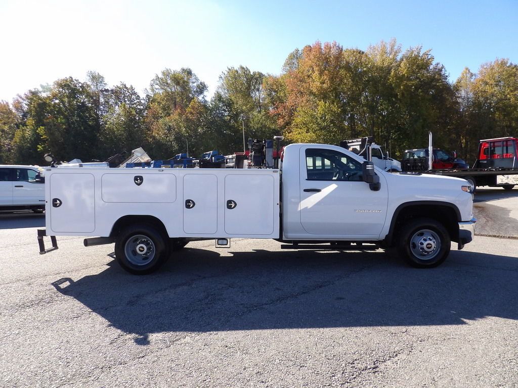 Used 2022 Chevrolet Silverado 3500 W/T w/ WT Fleet Convenience Package AWD/4WD image 9