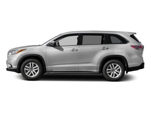 Used 2016 Toyota Highlander LE AWD/4WD image 6