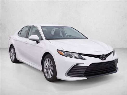 Used 2023 Toyota Camry LE FWD image 22