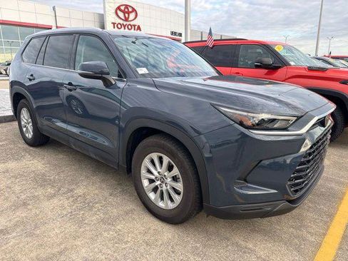Certified 2026 Toyota Grand Highlander AWD image 11