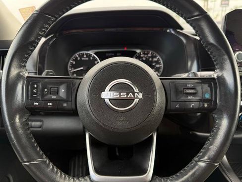 Certified 2023 Nissan Pathfinder SV image 23