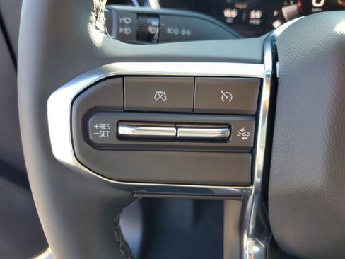 New 2026 GMC Canyon Elevation w/ Convenience Package image 12