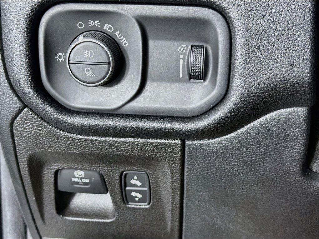 Used 2022 RAM 1500 Big Horn RWD image 15