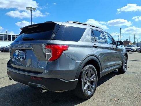Certified 2023 Ford Explorer XLT w/ Equipment Group 202A image 6
