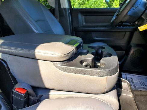 Used 2018 RAM 3500 Tradesman w/ Chrome Appearance Group image 37