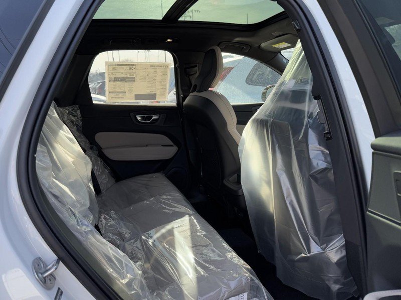 New 2026 Volvo XC60 B5 Plus w/ Protection Package Premier AWD/4WD image 5