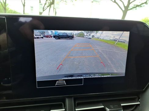 Used 2025 Chevrolet Trax LS FWD image 10