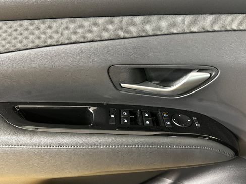 Used 2025 Hyundai Santa Cruz Limited AWD/4WD image 10