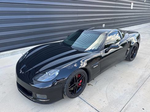 Used 2008 Chevrolet Corvette Z06 w/ Preferred Equipment Group RWD image 22