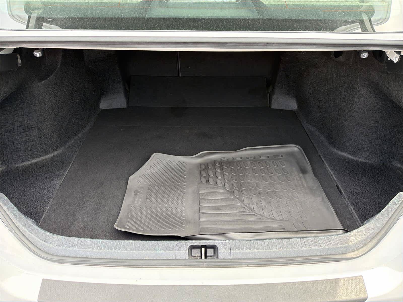 Used 2024 Toyota Camry SE w/ Blackout Package (TMS) FWD image 20