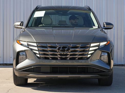 Used 2022 Hyundai Tucson Limited w/ Cargo Package image 6