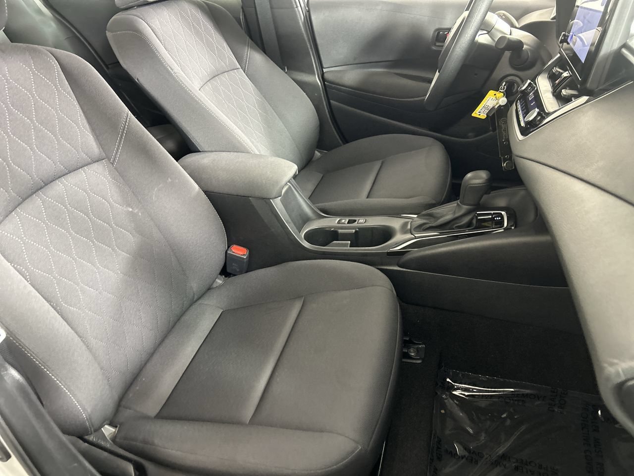 Used 2025 Toyota Corolla LE FWD image 26
