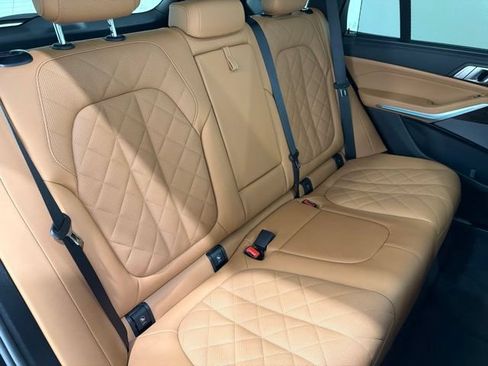 Used 2026 BMW X5 xDrive40i w/ Climate Comfort Package AWD/4WD image 22