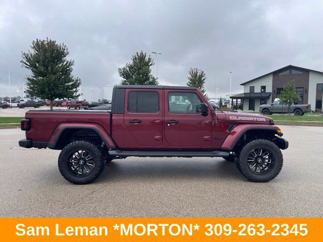 Used 2021 Jeep Gladiator Sport AWD/4WD image 2