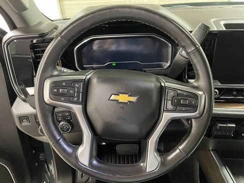 Used 2025 Chevrolet Silverado 2500 LT AWD/4WD image 14