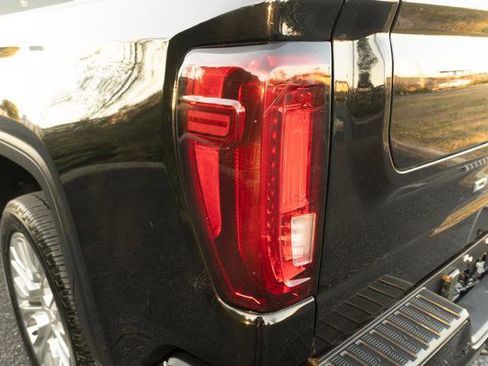 Used 2021 GMC Sierra 1500 Denali w/ Denali Ultimate Package image 43