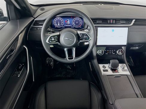 Used 2025 Jaguar F-PACE R-Dynamic S image 24
