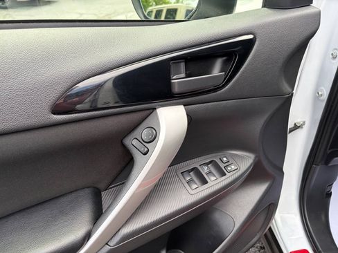 Used 2023 Mitsubishi Eclipse Cross Ralliart AWD/4WD image 13