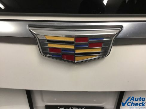 Used 2017 Cadillac Escalade Premium Luxury image 13