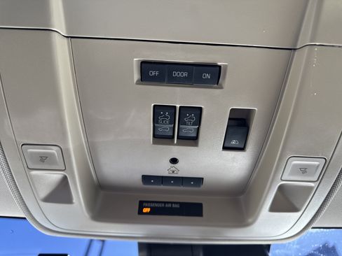 Used 2017 GMC Sierra 1500 Denali w/ Denali Ultimate Package image 22