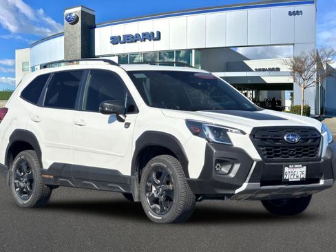 Certified 2025 Subaru Forester Wilderness AWD/4WD image 5