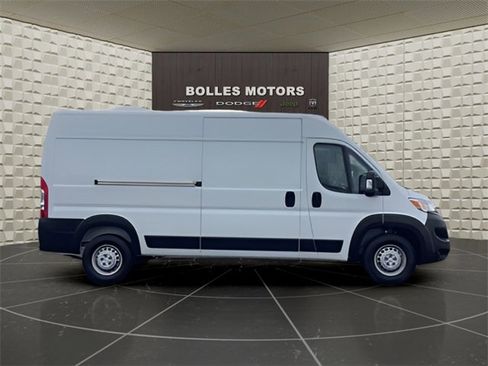 Used 2024 RAM ProMaster 2500 w/ Safety Group image 3