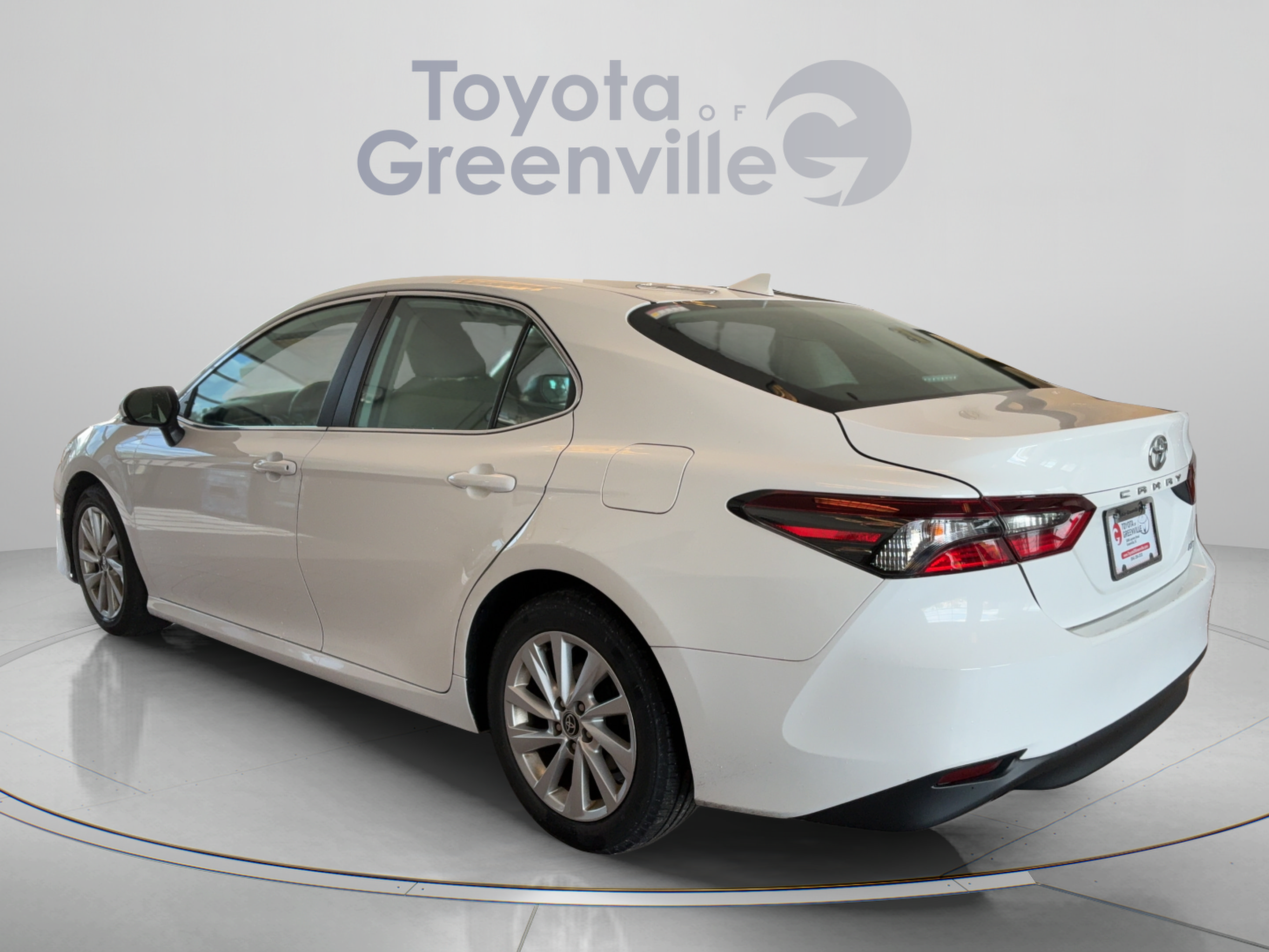 Certified 2024 Toyota Camry LE w/ Convenience Package FWD image 4
