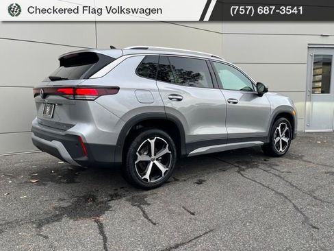 New 2026 Volkswagen Tiguan SE image 7