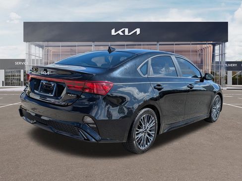 Certified 2022 Kia Forte GT-Line w/ GT-Line Premium Package image 4