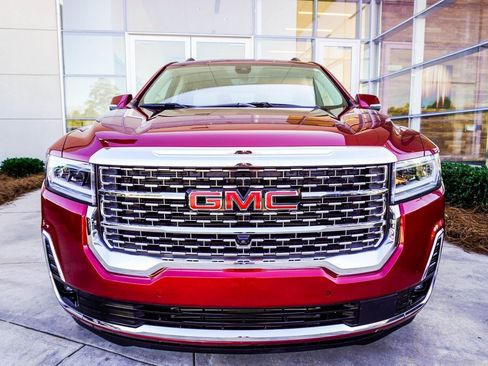 Used 2023 GMC Acadia Denali w/ Denali Ultimate Package image 6