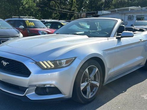 Used 2015 Ford Mustang Convertible w/ Equipment Group 051A RWD image 2