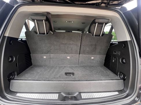 Used 2015 Chevrolet Tahoe LTZ RWD image 14