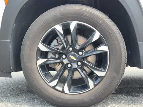 Used 2023 Chevrolet TrailBlazer LT w/ Convenience Package AWD/4WD image 6