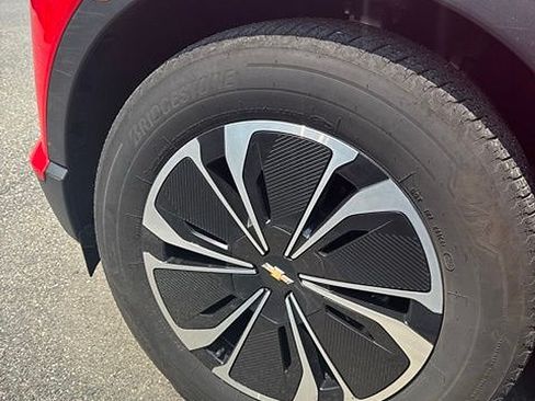 Certified 2024 Chevrolet Blazer EV LT AWD/4WD image 23