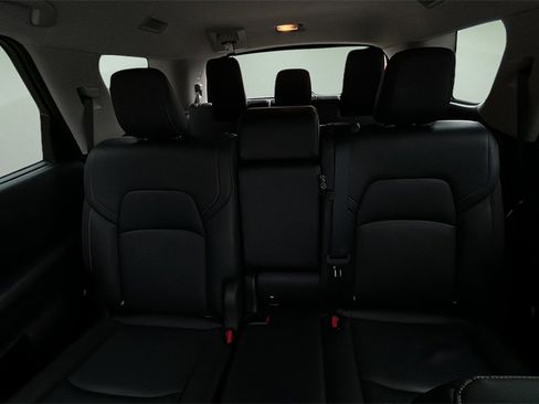 Used 2022 Nissan Pathfinder SL image 11