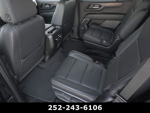 Used 2025 GMC Yukon Denali image 35