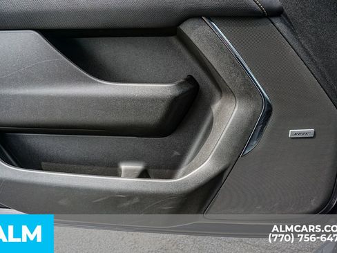Used 2025 Chevrolet Suburban Premier AWD/4WD image 56