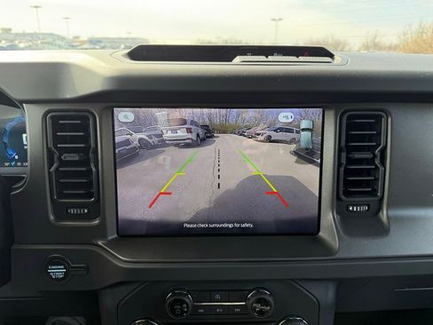 Used 2025 Ford Bronco Big Bend image 34