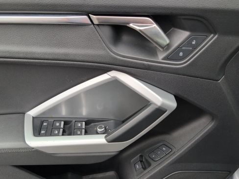 Used 2022 Audi Q3 2.0T Premium Plus w/ Premium Plus Package image 16