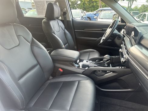 Used 2025 Kia Telluride S AWD/4WD image 5